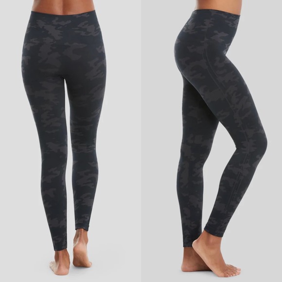 Spanx Look at Me Now Leggings‎ Black Camouflage - Picture 1 of 9